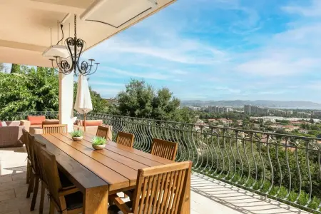 Villa Marguerite Sea View, Villa Mandelieu avec toit - Photo 9