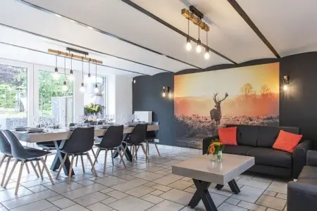 Au Pas de Cerf – Maison 9 pers. avec spa à Manhay : photo 2