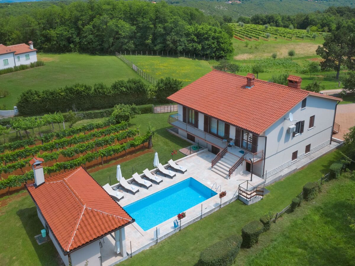 Maison Ana à Labin : piscine privée et jardin 3000 m² - Photo 27