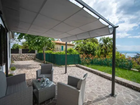 Erminia, maison rénovée 42 m² à 500 m de la mer : photo 4