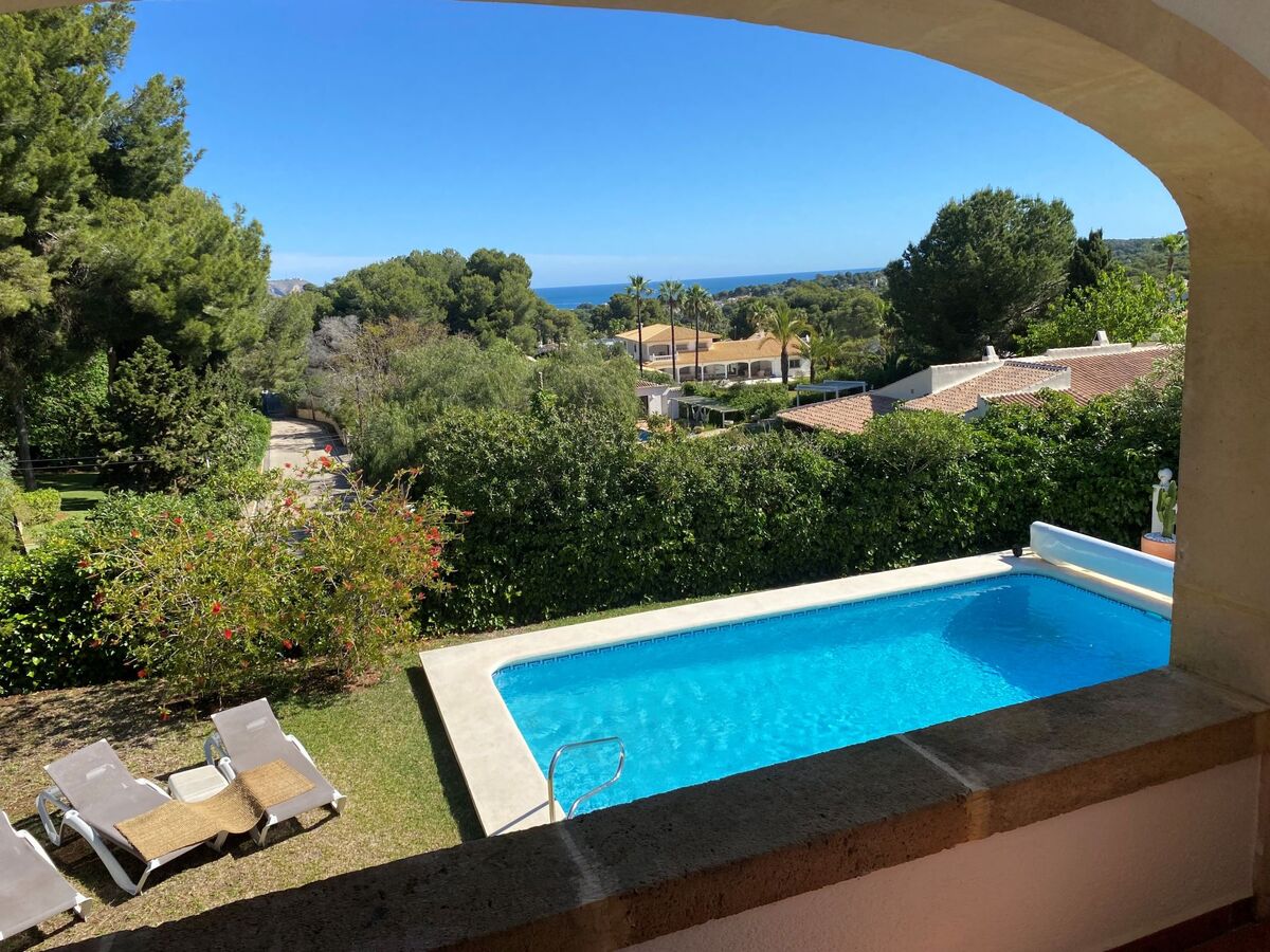 Villa Louise – 230 m² avec piscine et vue mer à Javea - Photo 3