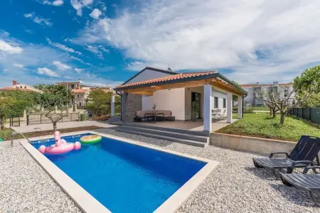 Location maison à Novigrad, Villa à Novigrad avec Piscine et Plage