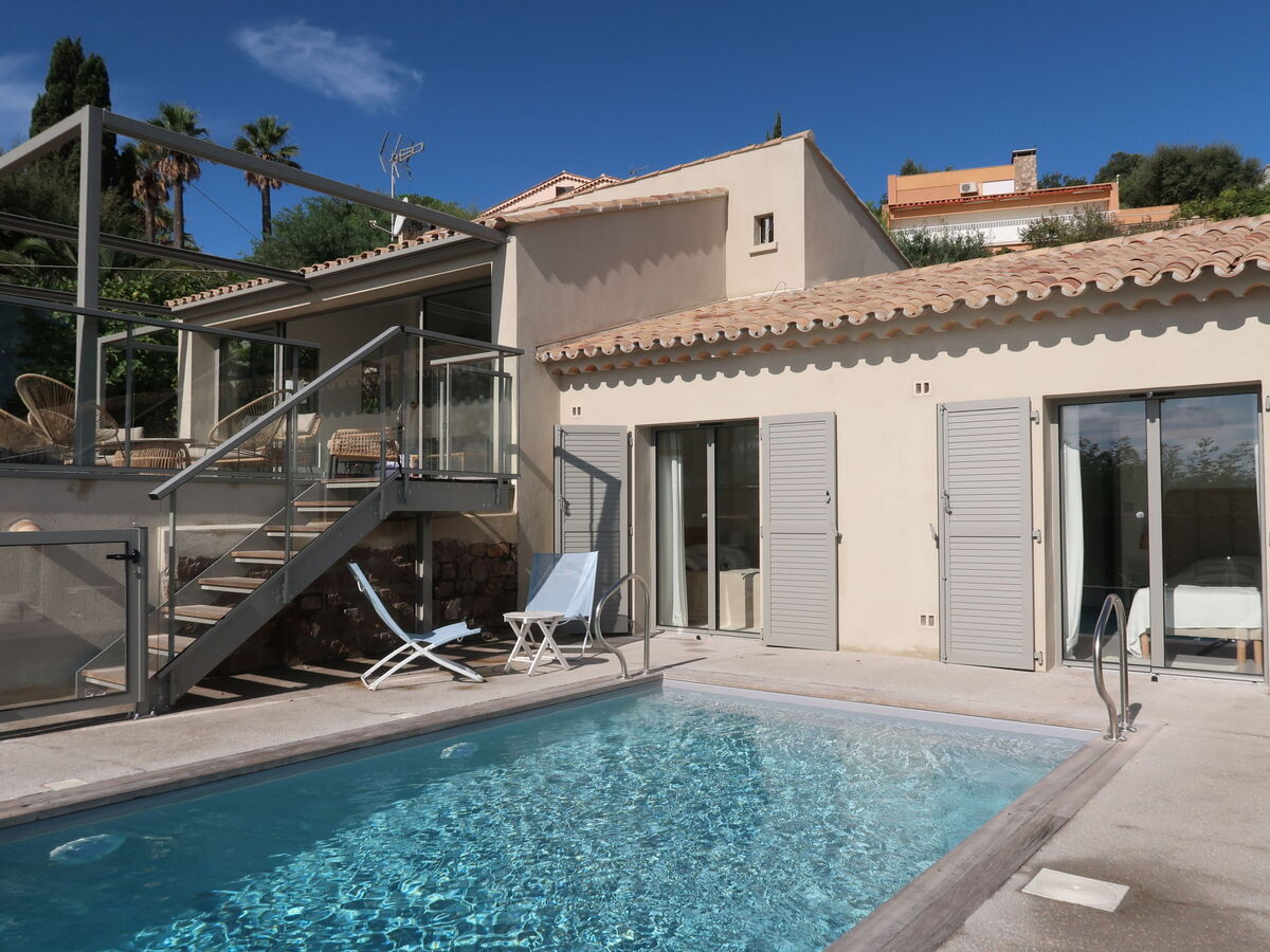 Villa Farfalla – 5 chambres, piscine et vue mer à Sainte Maxime - Photo 1