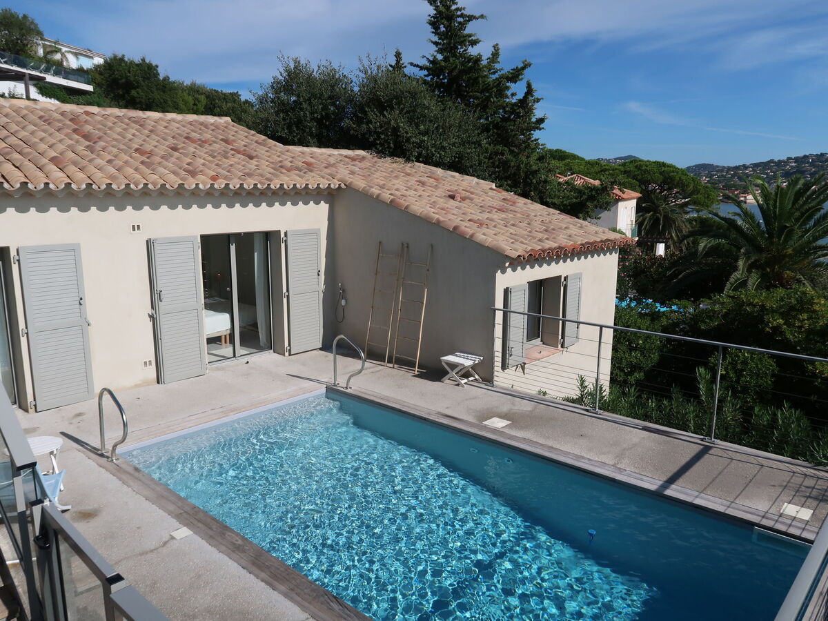Villa Farfalla – 5 chambres, piscine et vue mer à Sainte Maxime - Photo 2