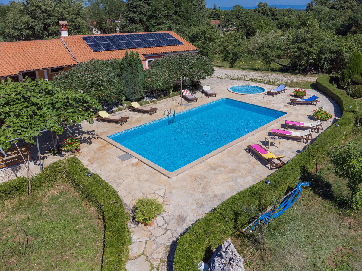 Kristina – Maison 7 chambres avec piscine privée - Photo 1
