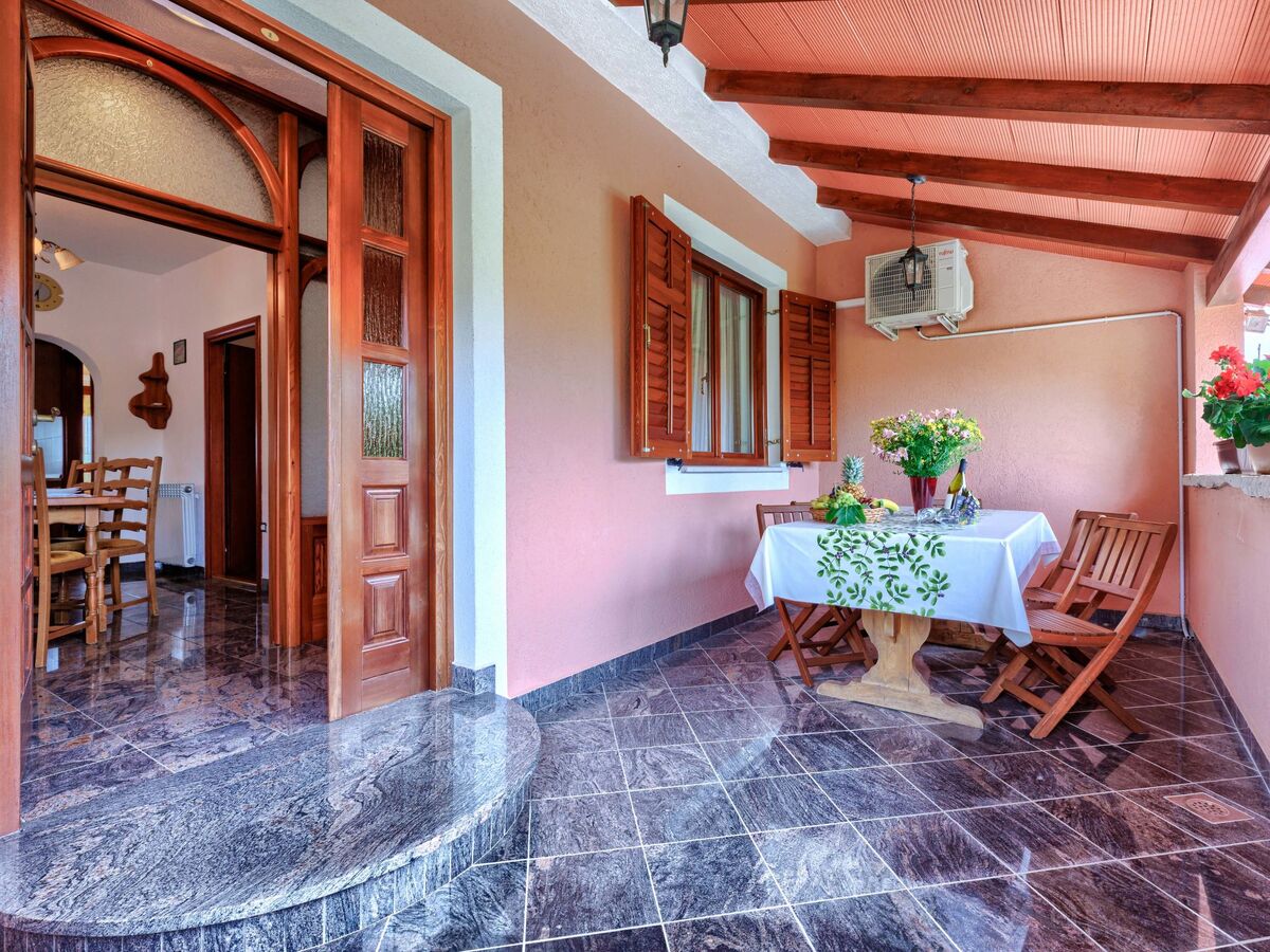 Maison Edi à Rovinj : piscine privée, 5 chambres - Photo 10