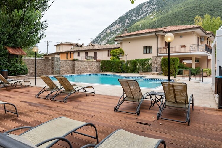 Maison 4 pers. à Foligno : 2 piscines, jardin & spa - Photo 2