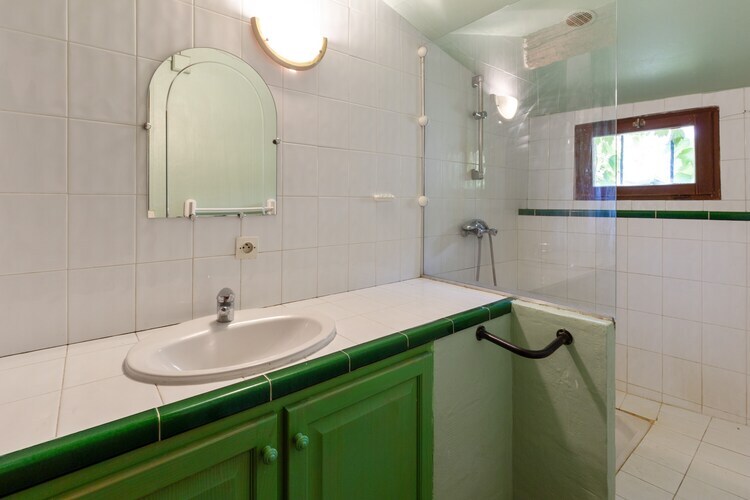 Maison Les Schistes à Tautavel, 2 chambres et jardin - Photo 13