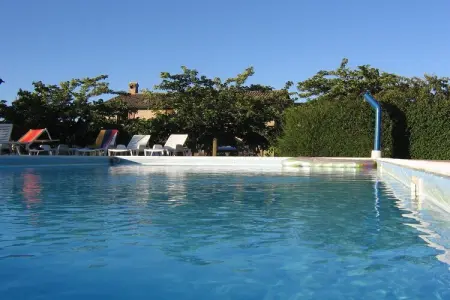 Aiolina – Ferme 30 pers., piscine privée et lac