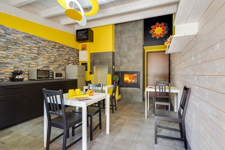 Casa Vacanza BeCampobasso 6 – Maison 3 chambres avec piscine - Photo 11