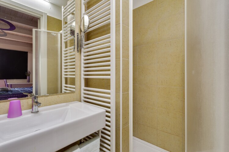 Casa Vacanza BeCampobasso 6 – Maison 3 chambres avec piscine - Photo 19