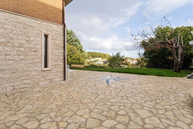 Casa Vacanza BeCampobasso 6 – Maison 3 chambres avec piscine - Photo 23