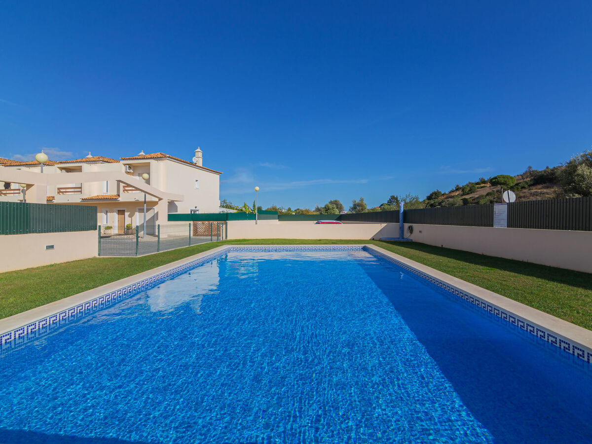 Bela Vitta – Maison 2 chambres avec piscine - Photo 2