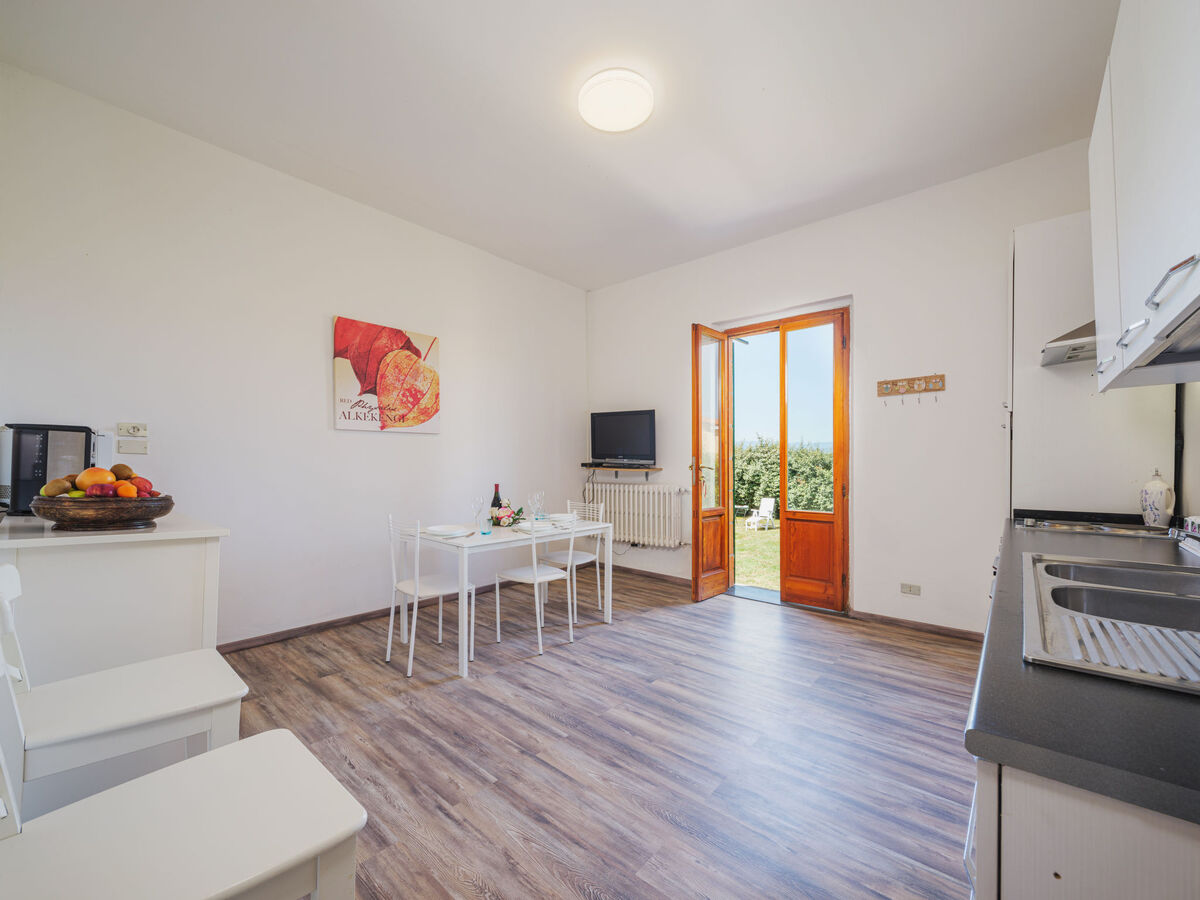 Maison Elena à Orentano avec piscine partagée - Photo 7