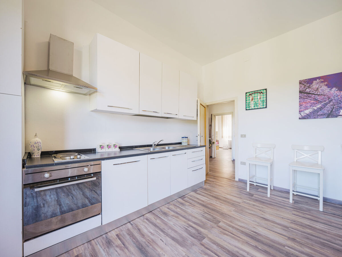 Maison Elena à Orentano avec piscine partagée - Photo 8