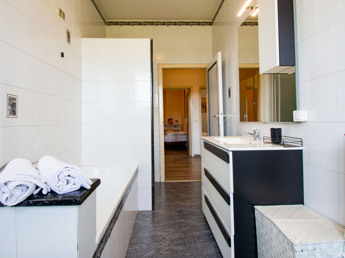 Maison Elena à Orentano avec piscine partagée - Photo 20