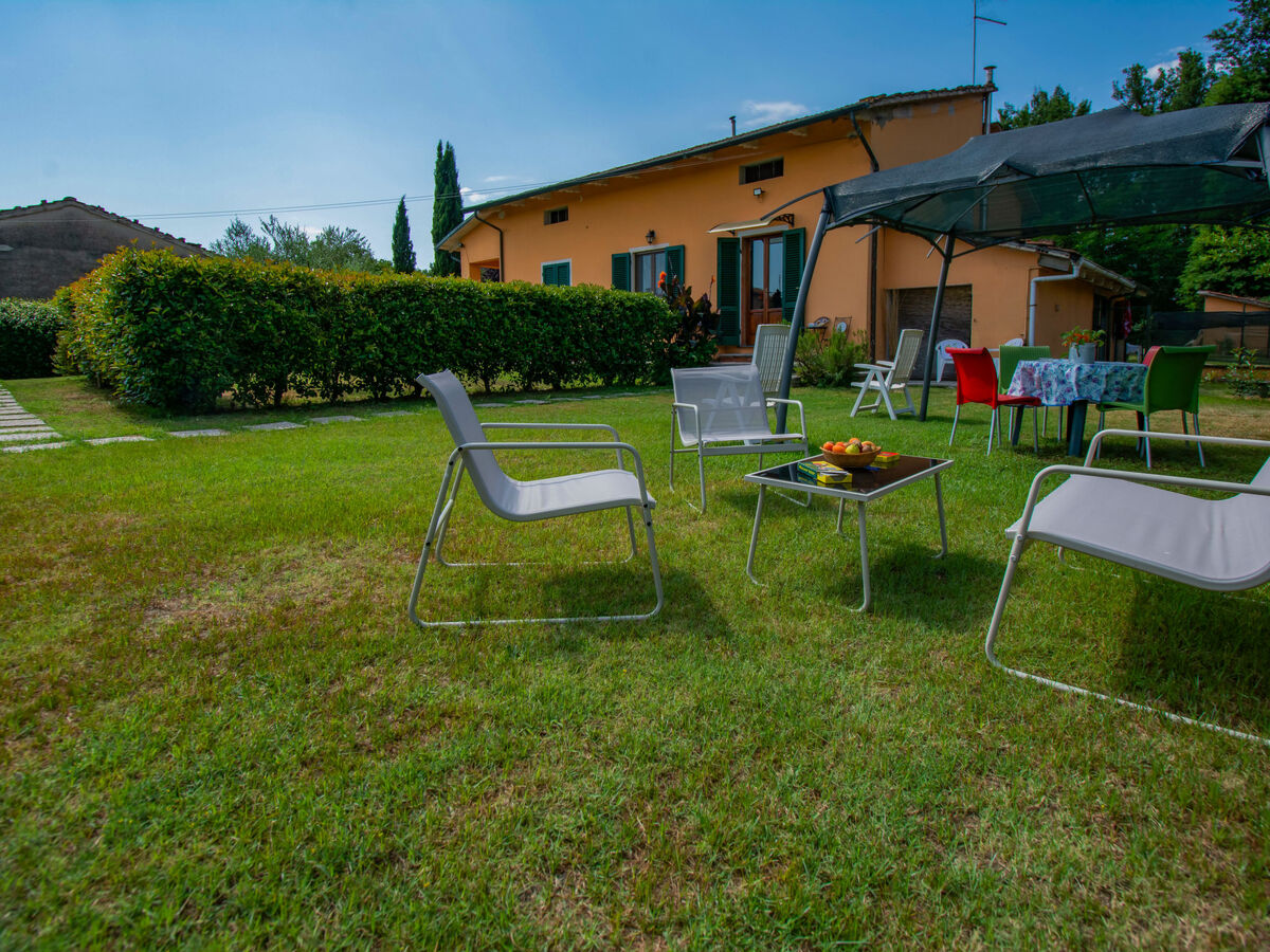 Maison Elena à Orentano avec piscine partagée - Photo 23