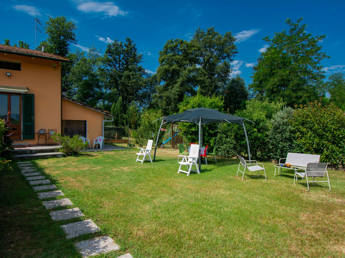 Maison Elena à Orentano avec piscine partagée - Photo 24