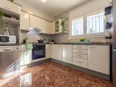 Maison Estrella à Deltebre, 100 m de la plage : photo 4