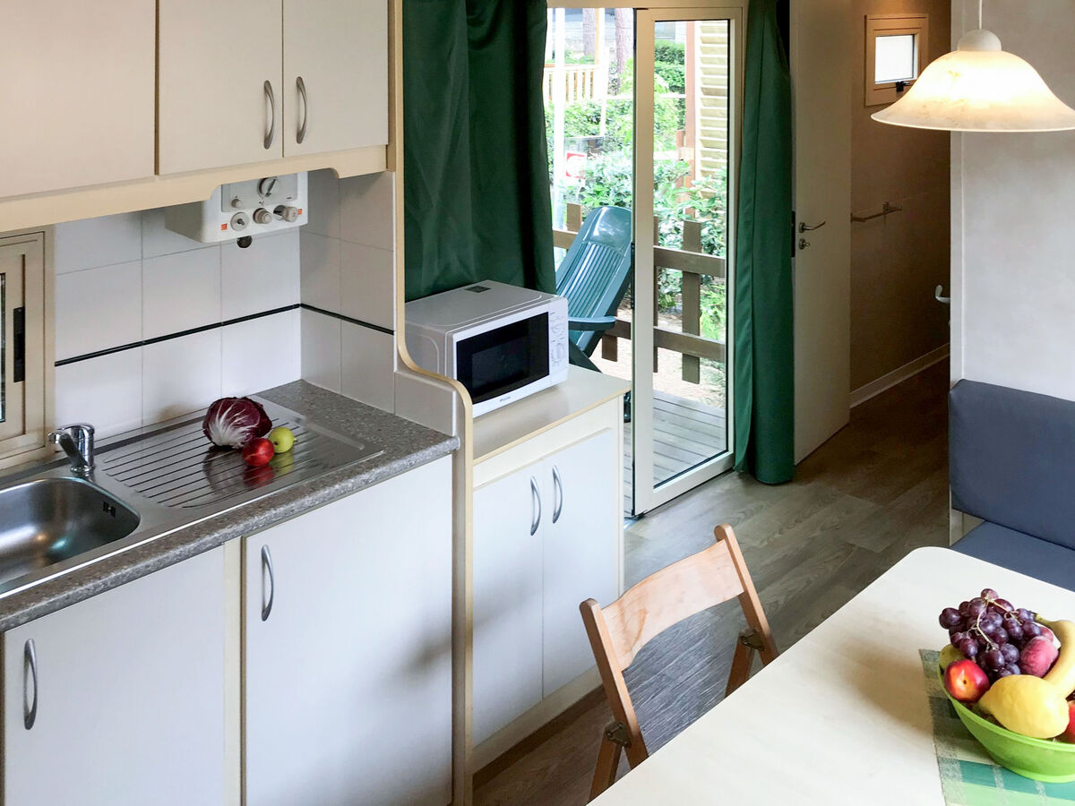 Mobil-home 3 pièces Campeggio del Forte à 500 m de la mer - Photo 6