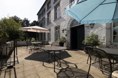 Appartement château XVIe siècle au bord de l'Amblève : photo 24