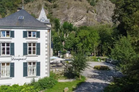 Appartement château XVIe siècle au bord de l'Amblève : photo 27