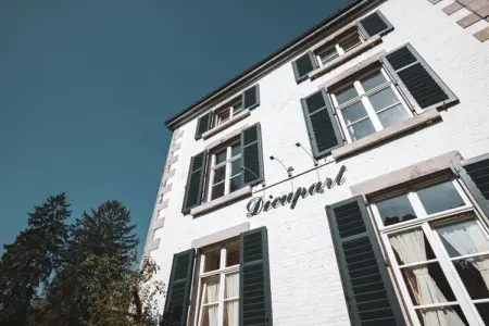 Appartement au château du XVIe siècle, Aywaille : photo 3