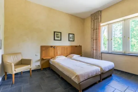 Tour du château XVIe siècle à Aywaille : photo 16