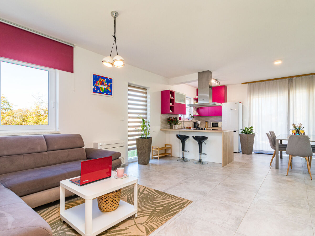 Villa May – Maison 8 pers. avec piscine chauffée à Tinjan - Photo 7