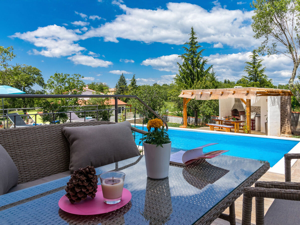 Villa May – Maison 8 pers. avec piscine chauffée à Tinjan - Photo 13
