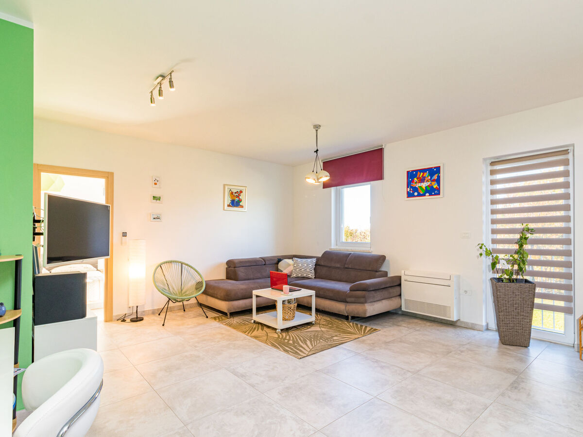 Villa May – Maison 8 pers. avec piscine chauffée à Tinjan - Photo 16