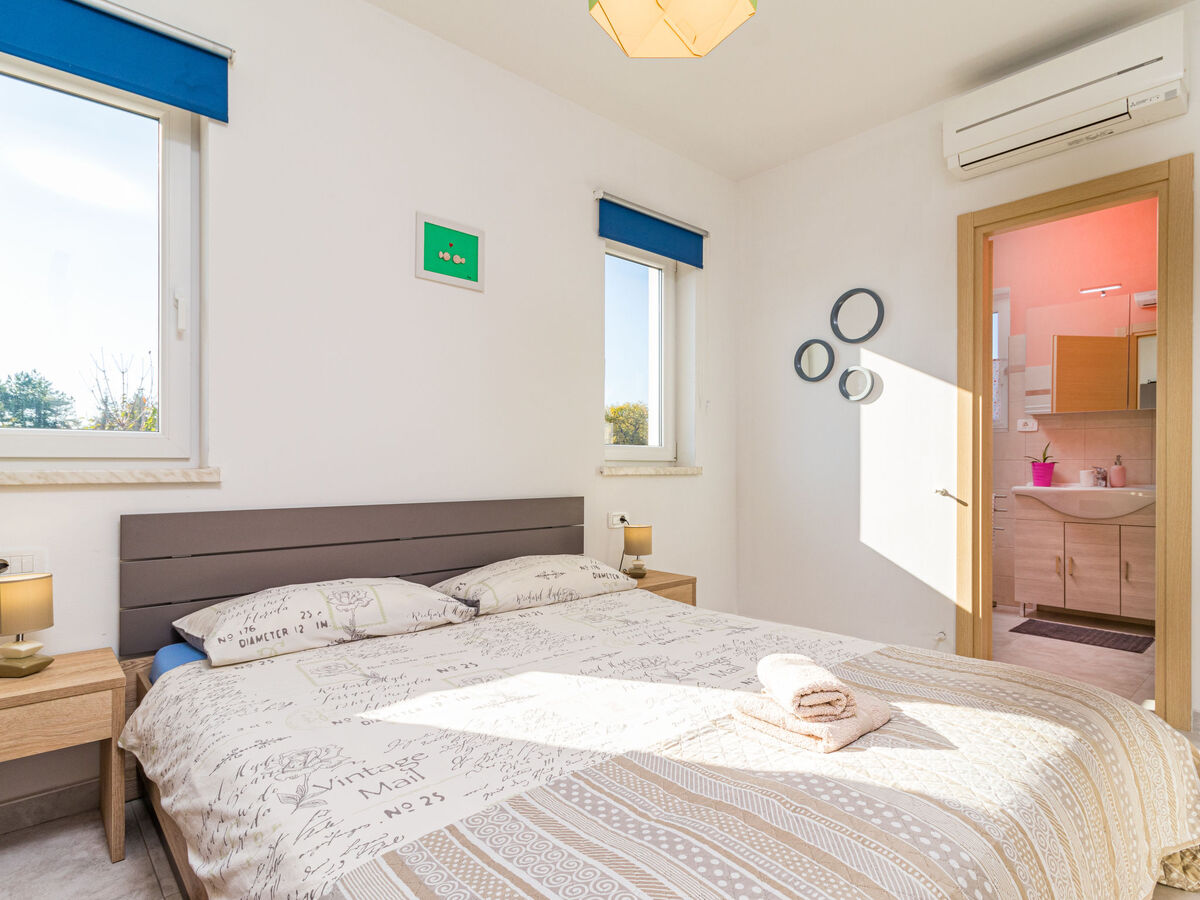 Villa May – Maison 8 pers. avec piscine chauffée à Tinjan - Photo 25