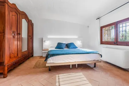 Maison avec piscine à Vulpellac, 4 personnes : photo 9