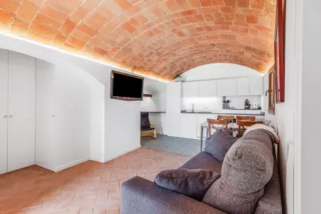 Maison avec piscine à Vulpellac, 4 personnes : photo 11