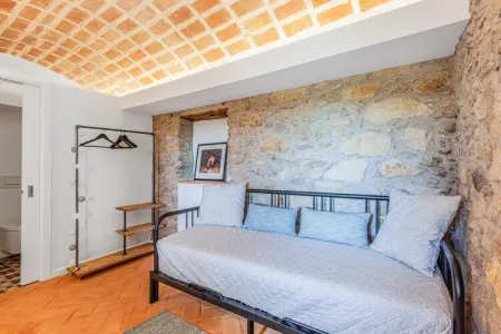 Maison avec piscine à Vulpellac, 4 personnes : photo 13