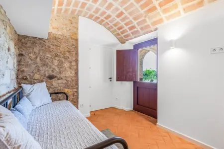 Maison avec piscine à Vulpellac, 4 personnes : photo 18