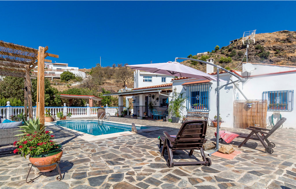 Maison avec piscine privée à 2,5 km des plages - Photo 7