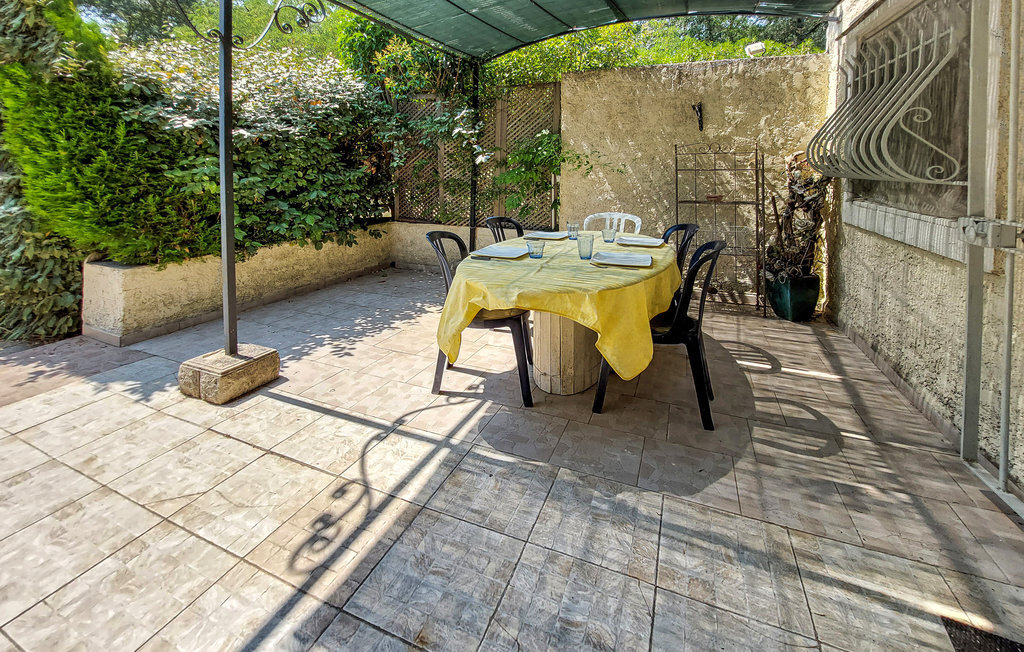 Maison mitoyenne Salernes, terrasse couverte et jardin - Photo 4