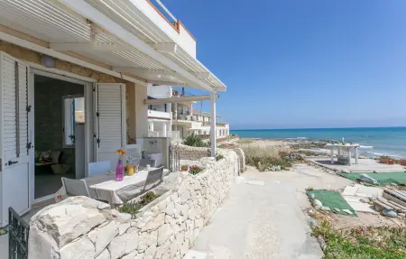 La Casa in Riva al Mare – Maison plage Sicile : photo 2