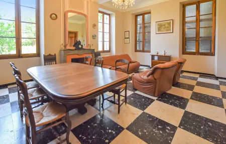 Maison pierre historique avec parc et ruisseau, Avignon : photo 2