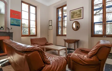 Maison pierre historique avec parc et ruisseau, Avignon : photo 3