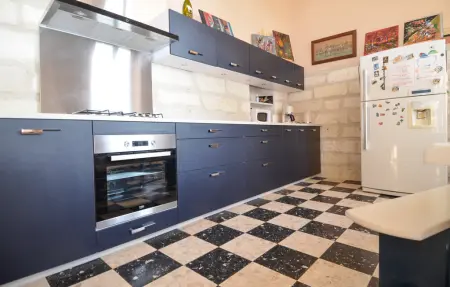 Maison pierre historique avec parc et ruisseau, Avignon : photo 17