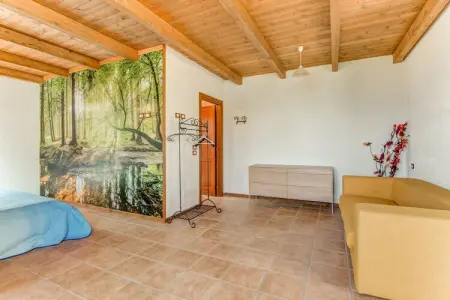 Hillside Villa with Pool, Villa à flanc de colline avec piscine - Photo 14