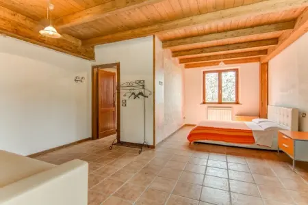 Hillside Villa with Pool, Villa à flanc de colline avec piscine - Photo 15