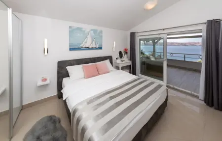 Maison 8 personnes à Cesarica - Photo 4