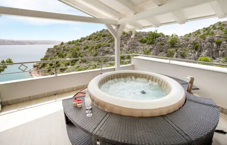 Maison 8 personnes à Cesarica - Photo 12