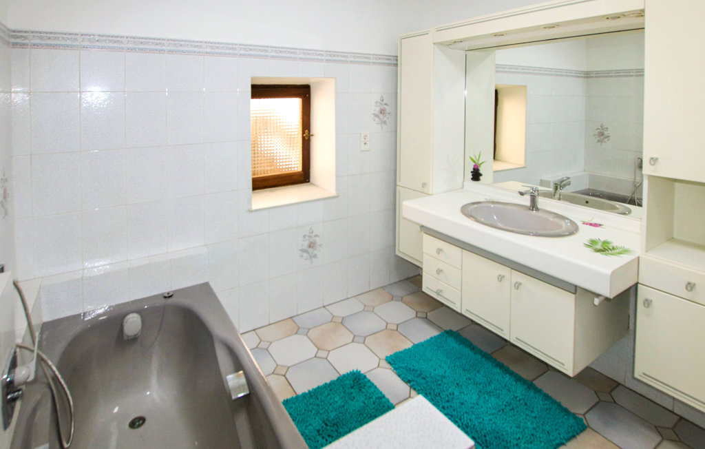 Maison 6 personnes avec piscine privée à Bourg Saint Andéol - Photo 30