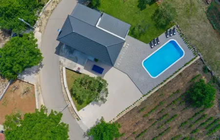 Maison 7 personnes à Zmijavci - Photo 15