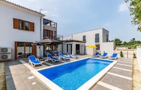 Location maison à Banjole