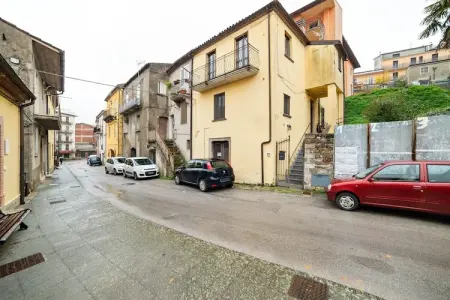 Location maison à Ruoti, Maison de vacances à Ruoti avec sentiers naturels